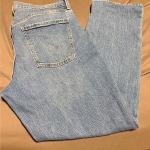 Old Navy Mid-Rise Wow Boyfriend Jean